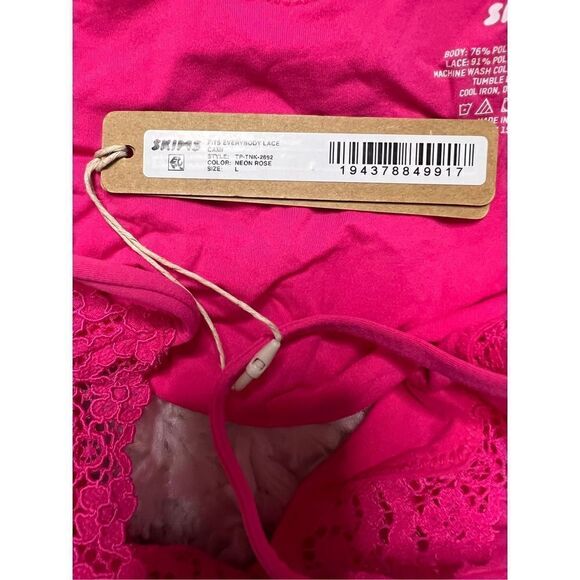 Skims Women's Pink Fits Everybody Corded Lace Crop Camisole Top Size Large NWT - Picture 4 of 4